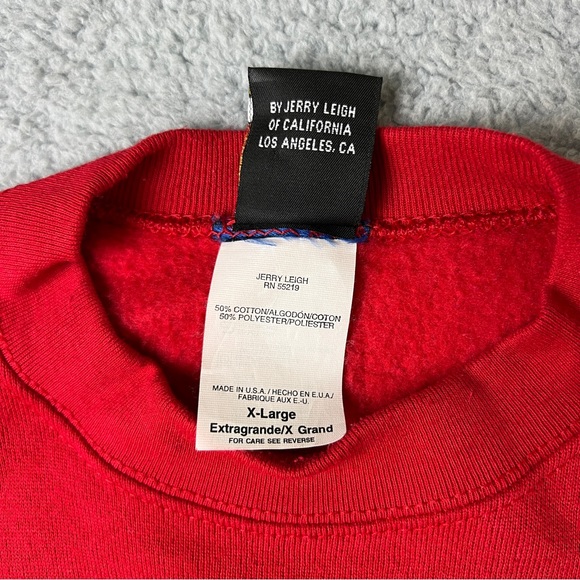 Vintage Mickey Mouse Disney Unlimited Sweatshirt Red Size XL Unisex - Picture 3 of 10